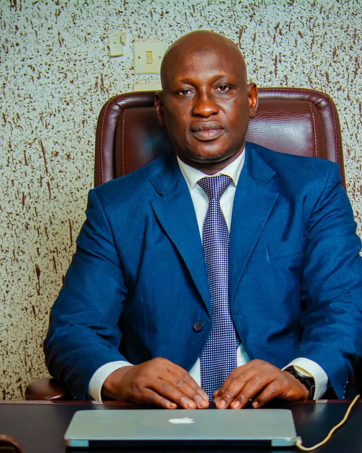 Portrait de YOUNOUSSOU Boulkassimi, avocat associé